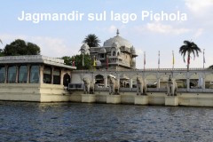 Jagmandir-lago-Pichola_1